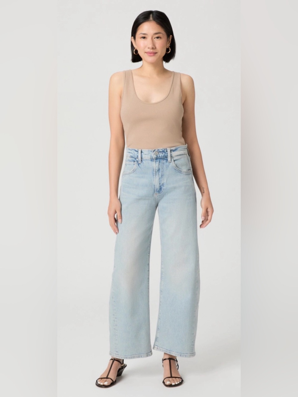 Paige Arellia Skimmer Petite Barrel Leg Light Wash jeans in Mar Vista